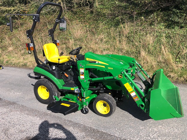 JOHN DEERE 1026R