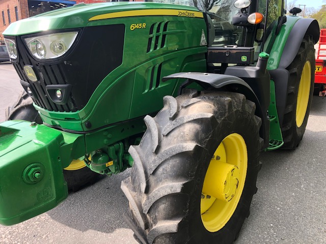 JOHN DEERE 6145R