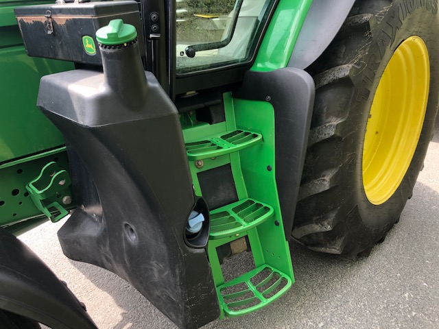 JOHN DEERE 6145R