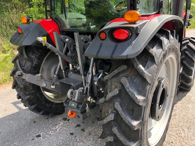 MASSEY FERGUSON 4710