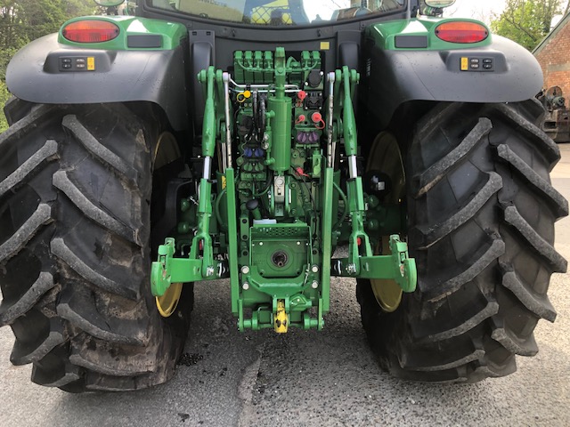 JOHN DEERE 6155R